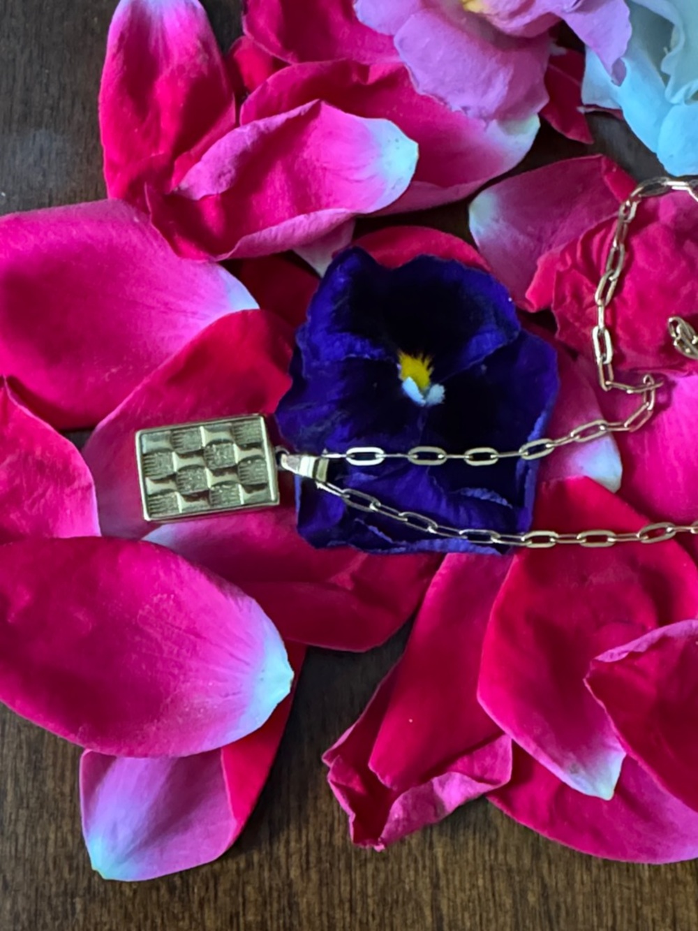 Gold Link Chain With Chiseled Nugget Styled Tile Necklace - Picture 2 of 4